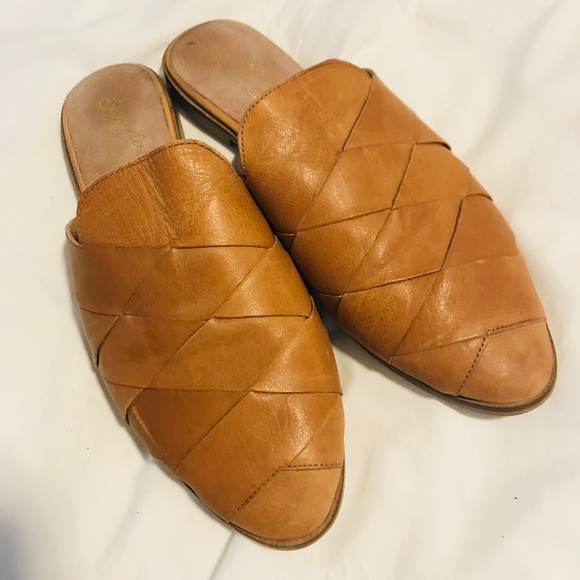 seychelles survival mule tan